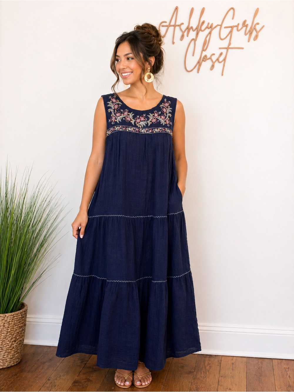 Max Studio Embroidered Navy Maxi Dress | Boho Floral Detail | Size Medium | NWT